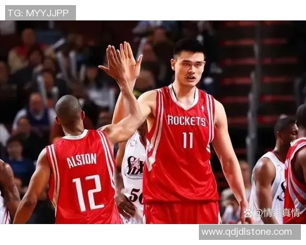 姚明投篮技巧解析：如何掌握这位篮球巨星的投法秘诀与训练方法