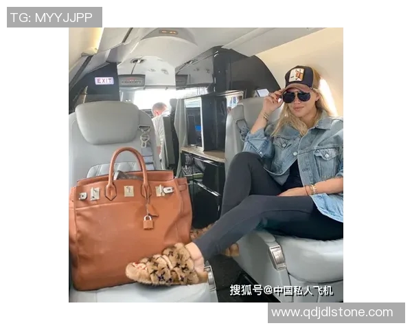 足球明星的奢华生活揭秘私人飞机成标配的背后故事