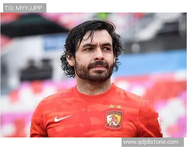 广州足球明星队最新阵容揭晓球员名单引发球迷热议与期待