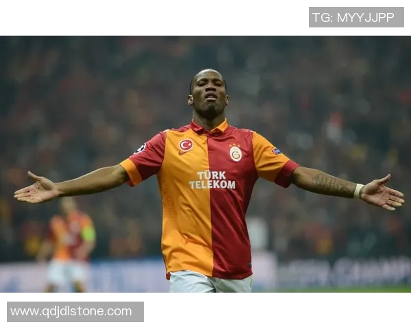 足球与篮球明星的精彩瞬间壁纸分享与欣赏